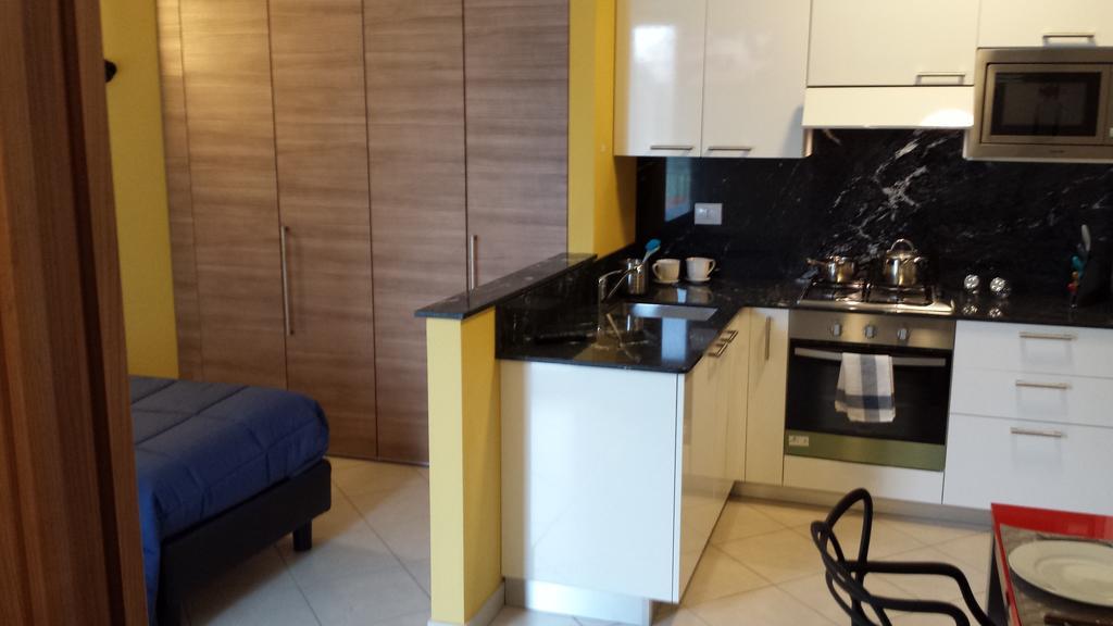 Residence Luna Di Monza Pokoj fotografie