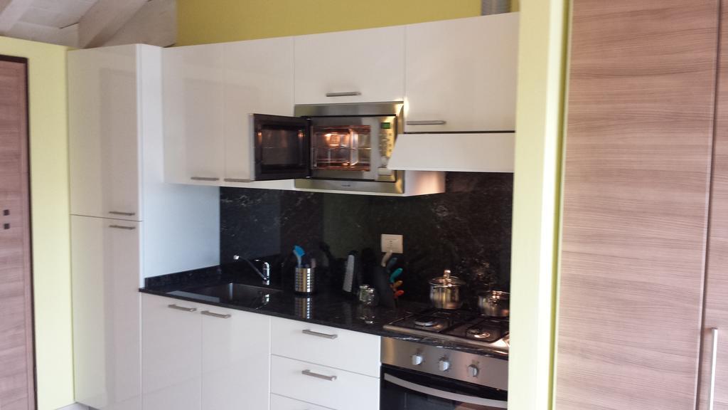 Residence Luna Di Monza Pokoj fotografie
