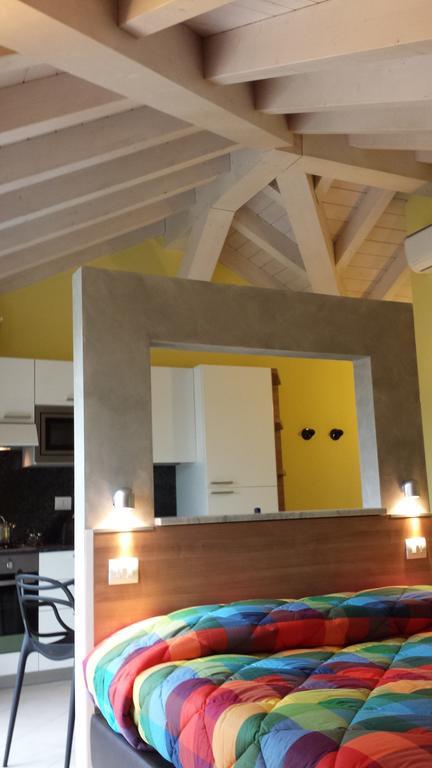 Residence Luna Di Monza Pokoj fotografie