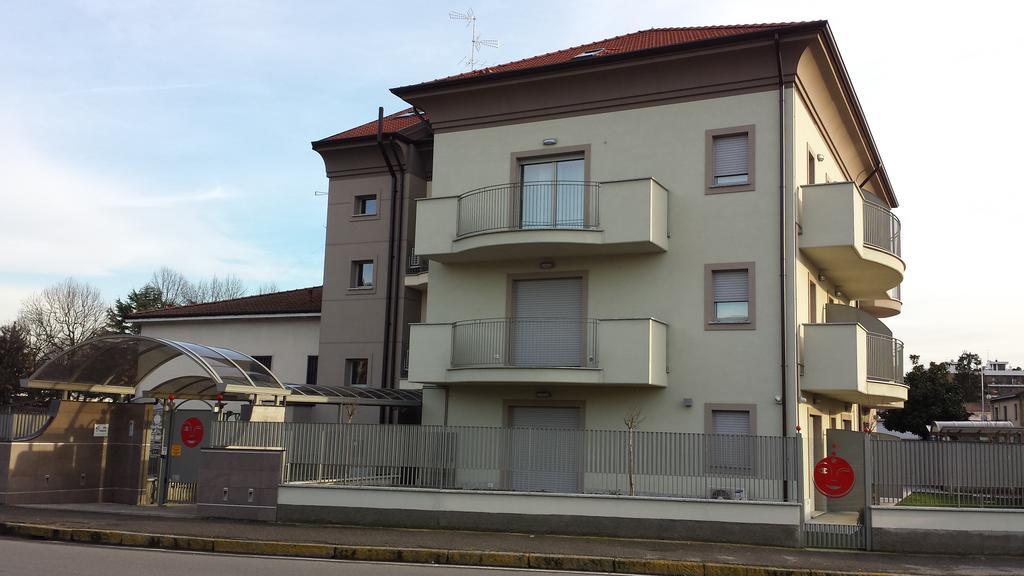 Residence Luna Di Monza Exteriér fotografie